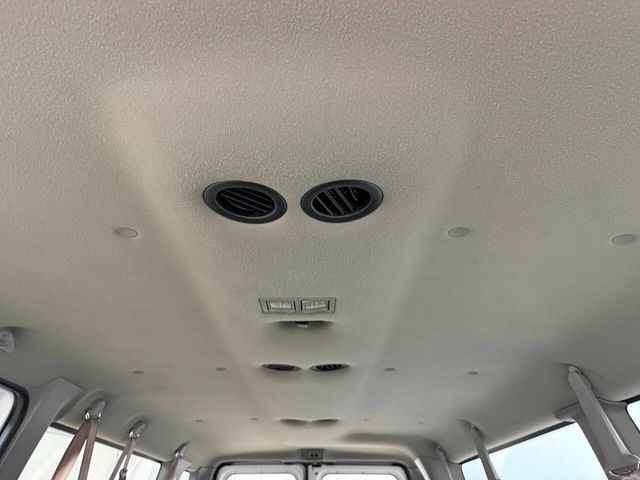 2001 Ford E-Series E 350 SD XLT 3dr Extended Passenger Van | Houston, TX | Houston Auto Credit 2001 Ford E-Series E 350 SD XLT 3dr Extended Passenger Van | Houston, TX | Houston Auto Credit