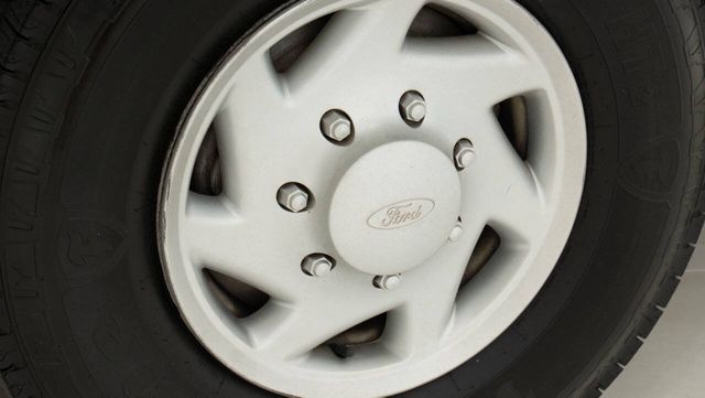 2001 Ford E-Series E 350 SD XLT 3dr Extended Passenger Van | Houston, TX | Houston Auto Credit