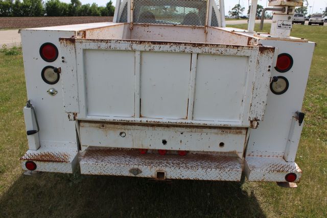 2001 Ford F-350 Diesel 4x4 Manual Utility | Roscoe, IL | Autoland Outlets 2001 Ford F-350 Diesel 4x4 Manual Utility | Roscoe, IL | Autoland Outlets