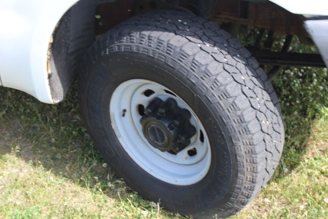 2001 Ford F-350 Diesel 4x4 Manual Utility  | Roscoe, IL | Autoland Outlets