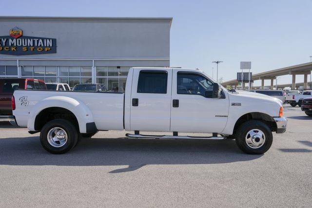 2001 Ford F-350 Super Duty Lariat CREW CAB LONG BED DRW 4X4 / LOW MILES | Austin, TX | Rocky Mountain Truck Stop Austin 2001 Ford F-350 Super Duty Lariat CREW CAB LONG BED DRW 4X4 / LOW MILES | Austin, TX | Rocky Mountain Truck Stop Austin
