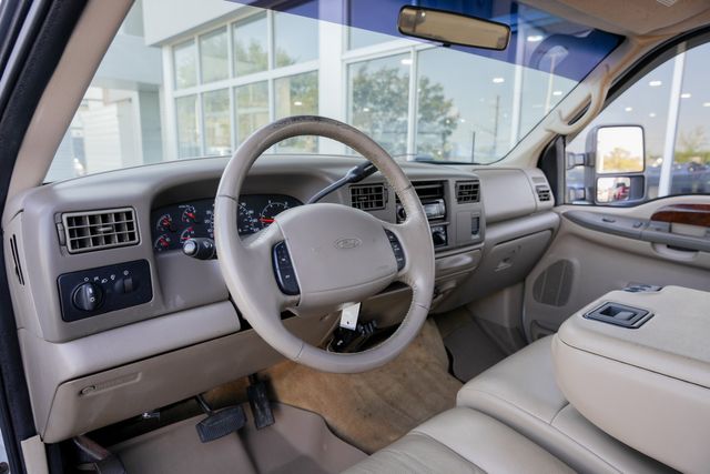 2001 Ford F-350 Super Duty Lariat CREW CAB LONG BED DRW 4X4 / LOW MILES | Austin, TX | Rocky Mountain Truck Stop Austin