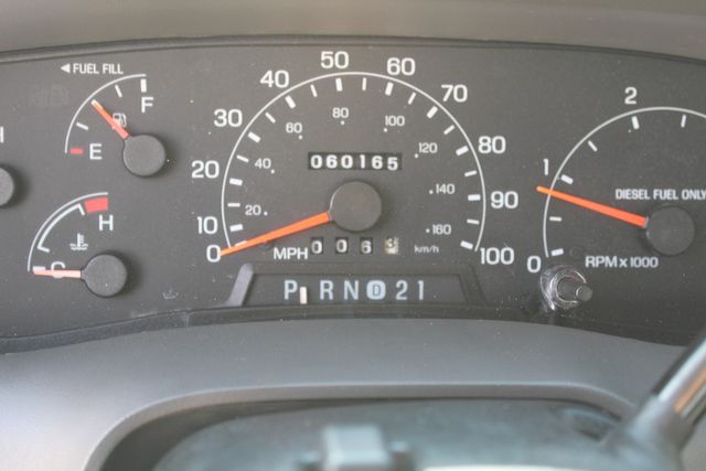 2001 Ford F-350 Super Duty Diesel 7.3L 4x4 XL | Roscoe, IL | Autoland Outlets 2001 Ford F-350 Super Duty Diesel 7.3L 4x4 XL | Roscoe, IL | Autoland Outlets