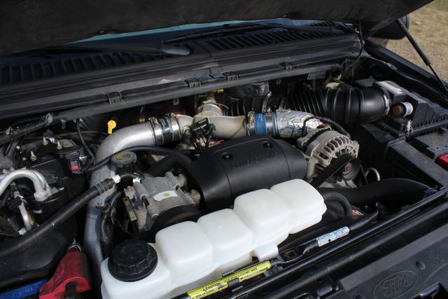 2001 Ford F-350 Super Duty Diesel 7.3L 4x4 XL | Roscoe, IL | Autoland Outlets