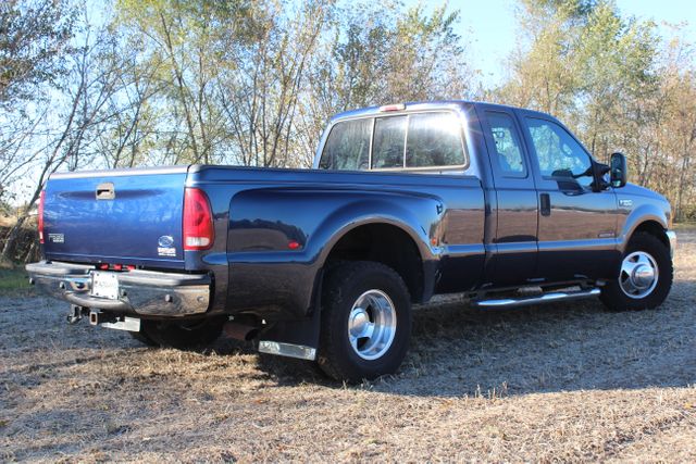 2001 Ford F-350 Super Duty Diesel Dually RWD XLT | Roscoe, IL | Autoland Outlets 2001 Ford F-350 Super Duty Diesel Dually RWD XLT | Roscoe, IL | Autoland Outlets