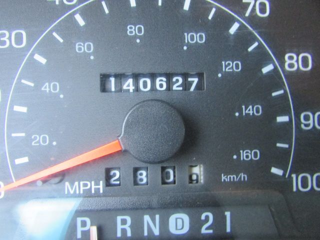 2001 F-450 4x4 Reg Cab Enclosed Service Utility Truck | St Cloud MN | NorthStar Truck Sales 2001 F-450 4x4 Reg Cab Enclosed Service Utility Truck | St Cloud MN | NorthStar Truck Sales