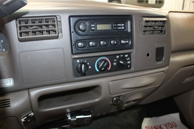 2001 Ford F-450 Super Duty XL | Roscoe, IL | Autoland Outlets 2001 Ford F-450 Super Duty XL | Roscoe, IL | Autoland Outlets