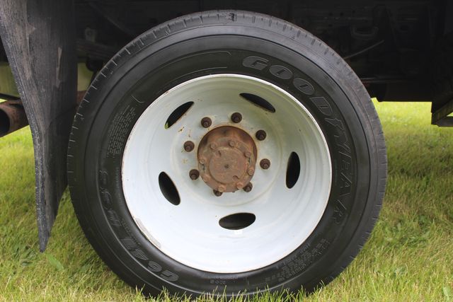 2001 Ford F-550 Super Duty XL | Roscoe, IL | Autoland Outlets 2001 Ford F-550 Super Duty XL | Roscoe, IL | Autoland Outlets