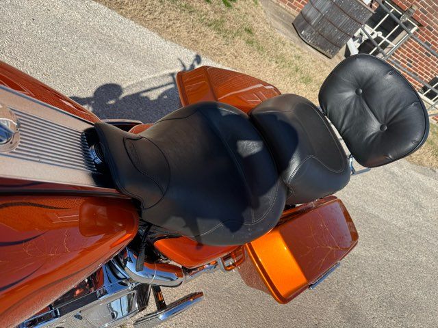 2001 Harley-Davidson Road King Base