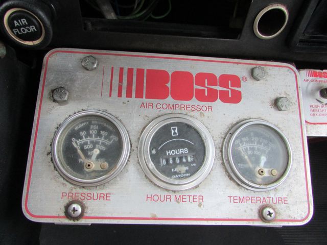 2001 4700 eg Cab Service Utility Truck | St Cloud MN | NorthStar Truck Sales 2001 4700 eg Cab Service Utility Truck | St Cloud MN | NorthStar Truck Sales