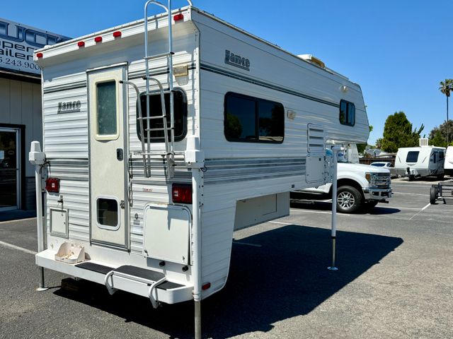 2001 Lance 915 Truck Camper