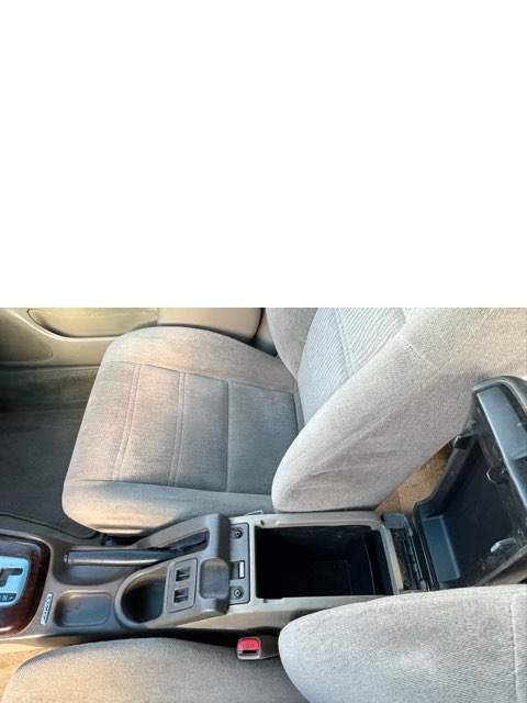 2001 Subaru Outback Base