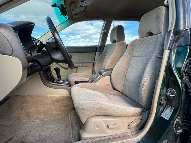 2001 Subaru Outback Base