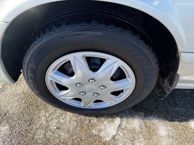 2001 Toyota Camry CE