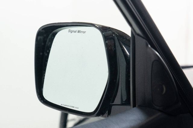 2001 Toyota Land Cruiser Base | Houston, TX | Houston Auto Credit 2001 Toyota Land Cruiser Base | Houston, TX | Houston Auto Credit