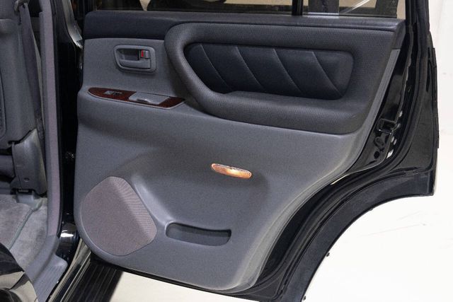 2001 Toyota Land Cruiser Base | Houston, TX | Houston Auto Credit 2001 Toyota Land Cruiser Base | Houston, TX | Houston Auto Credit