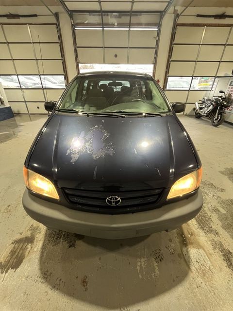 2001 Toyota Sienna CE | Annapolis, MD | Annapolis Public Auto Auction