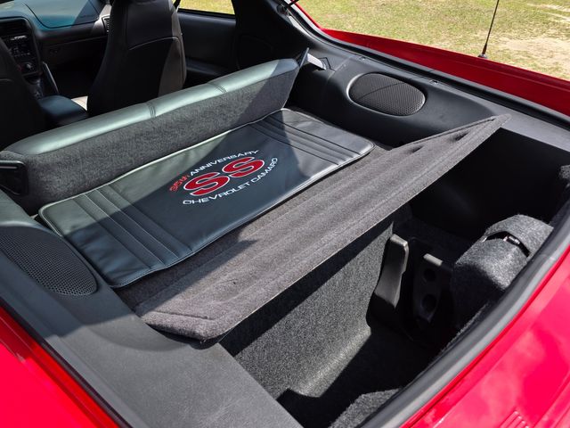 2002 Chevrolet Camaro SS 35th Anniversary 2002 Chevrolet Camaro SS 35th Anniversary