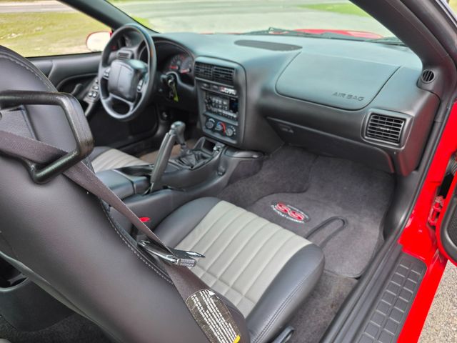 2002 Chevrolet Camaro SS 35th Anniversary 2002 Chevrolet Camaro SS 35th Anniversary