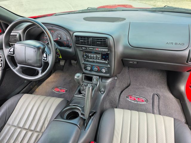 2002 Chevrolet Camaro SS 35th Anniversary 2002 Chevrolet Camaro SS 35th Anniversary