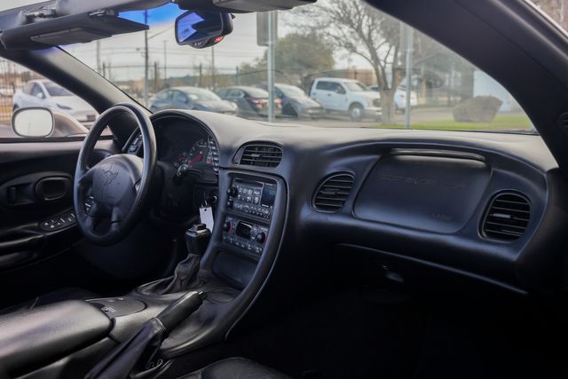 2002 Chevrolet Corvette CONVERTIBLE / REGULAR SERVICE / LOW MILES | Austin, TX | Rocky Mountain Truck Stop Austin 2002 Chevrolet Corvette CONVERTIBLE / REGULAR SERVICE / LOW MILES | Austin, TX | Rocky Mountain Truck Stop Austin