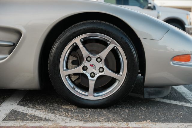 2002 Chevrolet Corvette CONVERTIBLE / REGULAR SERVICE / LOW MILES | Austin, TX | Rocky Mountain Truck Stop Austin 2002 Chevrolet Corvette CONVERTIBLE / REGULAR SERVICE / LOW MILES | Austin, TX | Rocky Mountain Truck Stop Austin