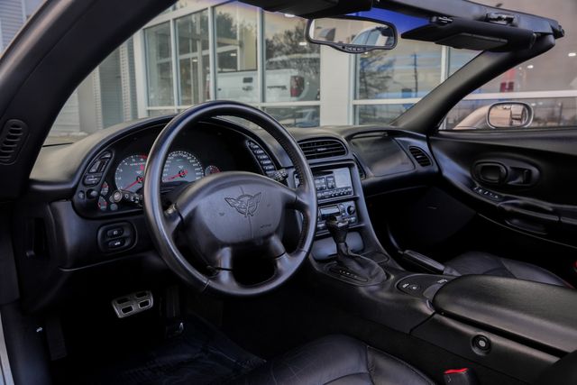 2002 Chevrolet Corvette CONVERTIBLE / REGULAR SERVICE / LOW MILES | Austin, TX | Rocky Mountain Truck Stop Austin 2002 Chevrolet Corvette CONVERTIBLE / REGULAR SERVICE / LOW MILES | Austin, TX | Rocky Mountain Truck Stop Austin