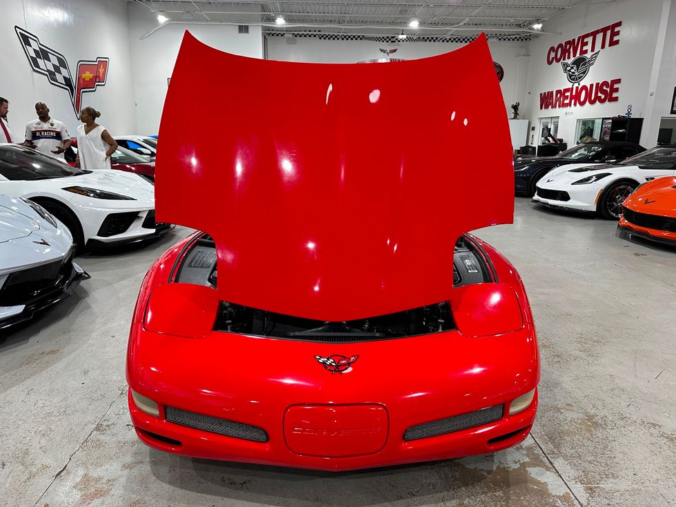 2002 Chevrolet Corvette Z06 Memory, Mod-Red, Elec Mirrors, Alloys