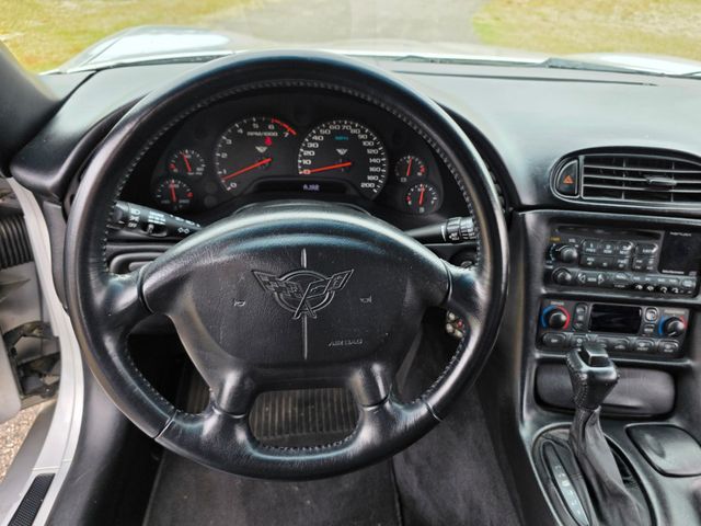 2002 Chevrolet Corvette Coupe 2002 Chevrolet Corvette Coupe