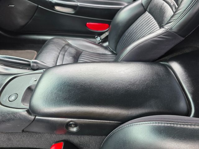 2002 Chevrolet Corvette Coupe 2002 Chevrolet Corvette Coupe