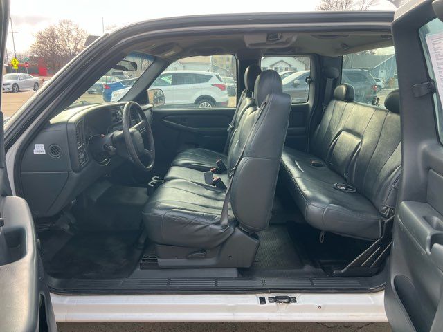 2002 Chevrolet Silverado 1500 LS ONLY 39,000 Miles | Dickinson, ND | Heiser Motors 2002 Chevrolet Silverado 1500 LS ONLY 39,000 Miles | Dickinson, ND | Heiser Motors