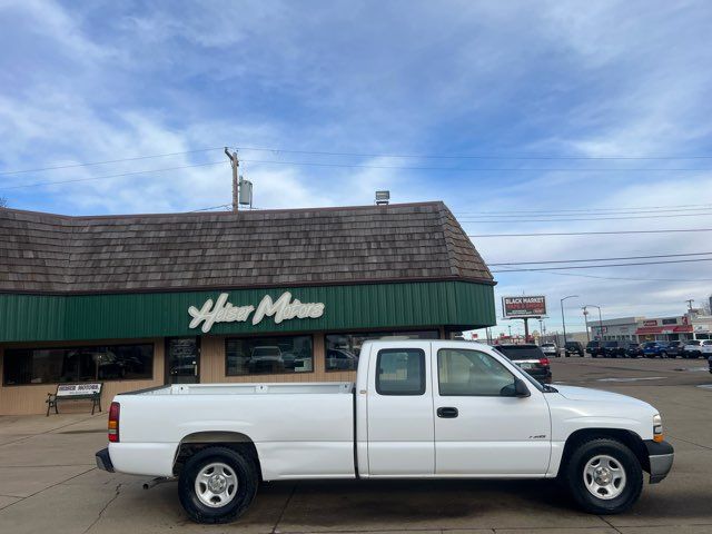 2002 Chevrolet Silverado 1500 LS ONLY 39,000 Miles | Dickinson, ND | Heiser Motors 2002 Chevrolet Silverado 1500 LS ONLY 39,000 Miles | Dickinson, ND | Heiser Motors