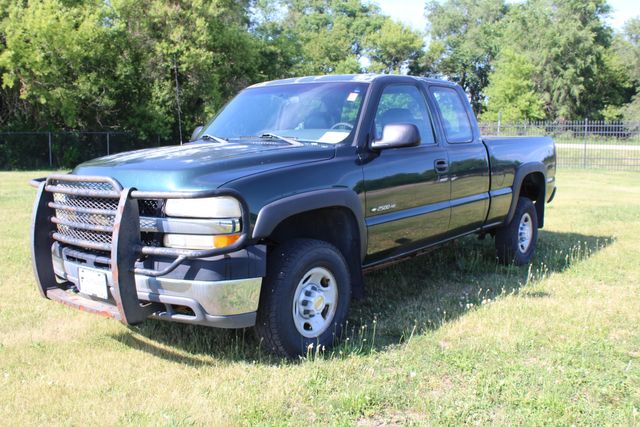 2002 Chevrolet Silverado 2500HD Manual Transmission | Roscoe, IL | Autoland Outlets 2002 Chevrolet Silverado 2500HD Manual Transmission | Roscoe, IL | Autoland Outlets