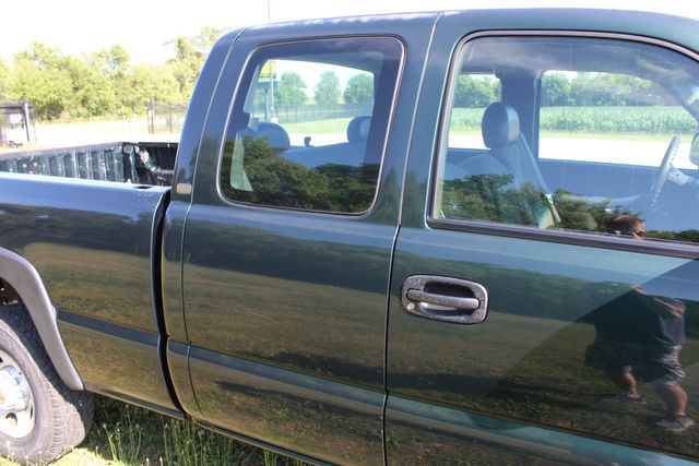 2002 Chevrolet Silverado 2500HD Manual Transmission | Roscoe, IL | Autoland Outlets 2002 Chevrolet Silverado 2500HD Manual Transmission | Roscoe, IL | Autoland Outlets