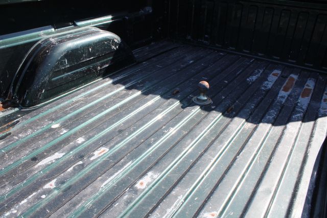 2002 Chevrolet Silverado 2500HD Manual Transmission | Roscoe, IL | Autoland Outlets 2002 Chevrolet Silverado 2500HD Manual Transmission | Roscoe, IL | Autoland Outlets