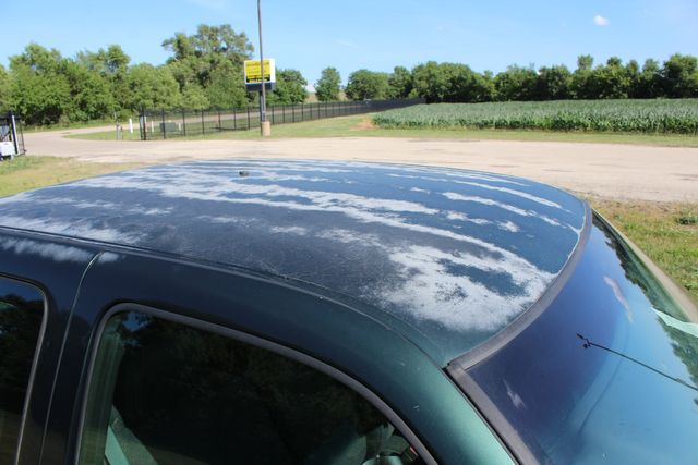 2002 Chevrolet Silverado 2500HD Manual Transmission | Roscoe, IL | Autoland Outlets 2002 Chevrolet Silverado 2500HD Manual Transmission | Roscoe, IL | Autoland Outlets