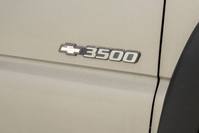 2002 Chevrolet Silverado 3500 4X2 4dr Extended Cab | Houston, TX | Houston Auto Credit 2002 Chevrolet Silverado 3500 4X2 4dr Extended Cab | Houston, TX | Houston Auto Credit