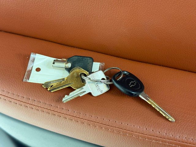 2002 Chevrolet Silverado 3500 4X2 4dr Extended Cab | Houston, TX | Houston Auto Credit 2002 Chevrolet Silverado 3500 4X2 4dr Extended Cab | Houston, TX | Houston Auto Credit