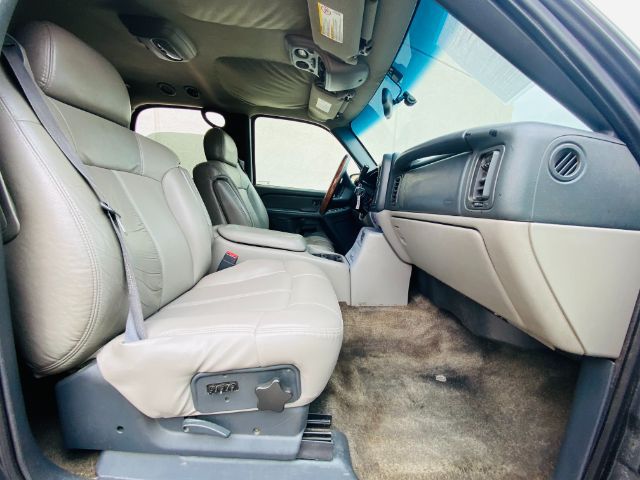 2002 Chevrolet Tahoe 4WD | Lubbock, TX | Chaparral Motors - Lubbock 2002 Chevrolet Tahoe 4WD | Lubbock, TX | Chaparral Motors - Lubbock