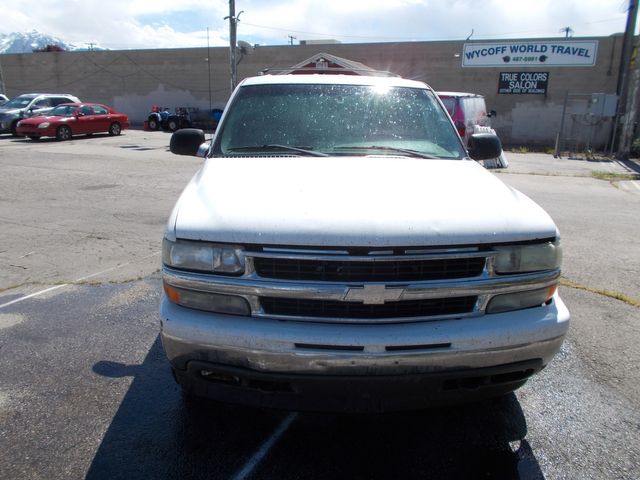 2002 Chevrolet Tahoe Base