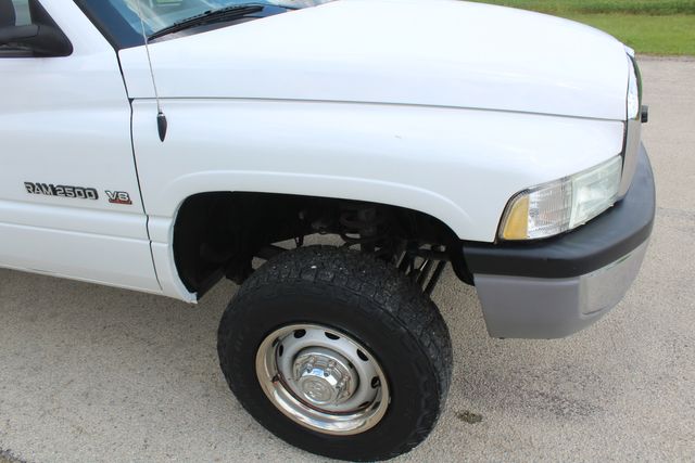 2002 Dodge Ram 2500 4x4 Utility | Roscoe, IL | Autoland Outlets 2002 Dodge Ram 2500 4x4 Utility | Roscoe, IL | Autoland Outlets