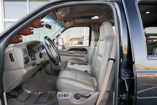 2002 Ford Excursion Limited 4X4 / 7.3L TURBO DIESEL W/ UPGRADES | Austin, TX | Rocky Mountain Truck Stop Austin