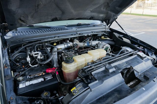 2002 Ford Excursion Limited 4X4 / 7.3L TURBO DIESEL W/ UPGRADES | Austin, TX | Rocky Mountain Truck Stop Austin