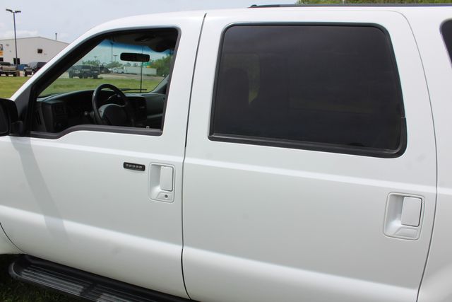 2002 Ford Excursion Diesel 4x4 XLT | Roscoe, IL | Autoland Outlets