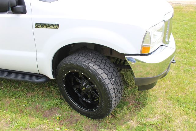 2002 Ford Excursion Diesel 4x4 XLT | Roscoe, IL | Autoland Outlets 2002 Ford Excursion Diesel 4x4 XLT | Roscoe, IL | Autoland Outlets
