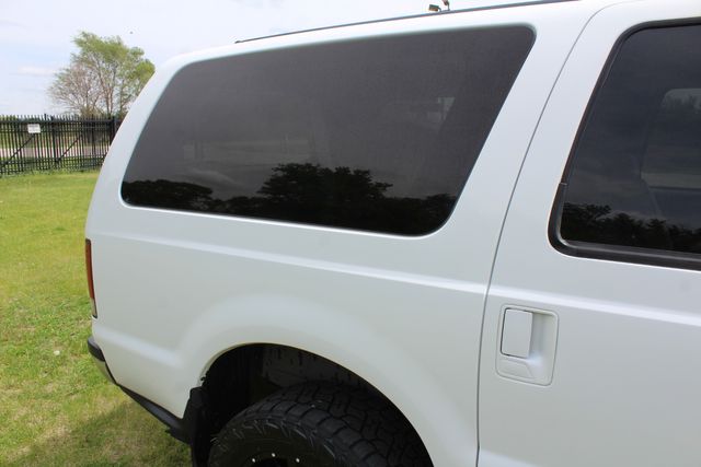 2002 Ford Excursion Diesel 4x4 XLT | Roscoe, IL | Autoland Outlets