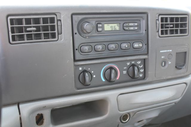 2002 Ford F-550 Super Duty XL Cab & Chassis | Roscoe, IL | Autoland Outlets 2002 Ford F-550 Super Duty XL Cab & Chassis | Roscoe, IL | Autoland Outlets