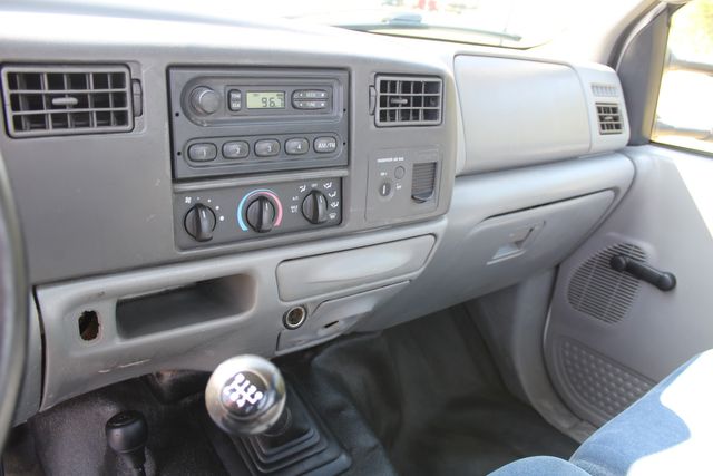 2002 Ford F-550 Super Duty XL Cab & Chassis | Roscoe, IL | Autoland Outlets 2002 Ford F-550 Super Duty XL Cab & Chassis | Roscoe, IL | Autoland Outlets