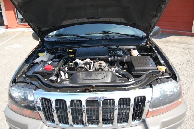 2002 Jeep Grand Cherokee Sport | Charlotte, North Carolina | ADVENTURE VANS 2002 Jeep Grand Cherokee Sport | Charlotte, North Carolina | ADVENTURE VANS