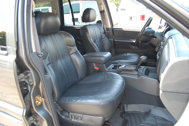 2002 Jeep Grand Cherokee Sport | Charlotte, North Carolina | ADVENTURE VANS 2002 Jeep Grand Cherokee Sport | Charlotte, North Carolina | ADVENTURE VANS